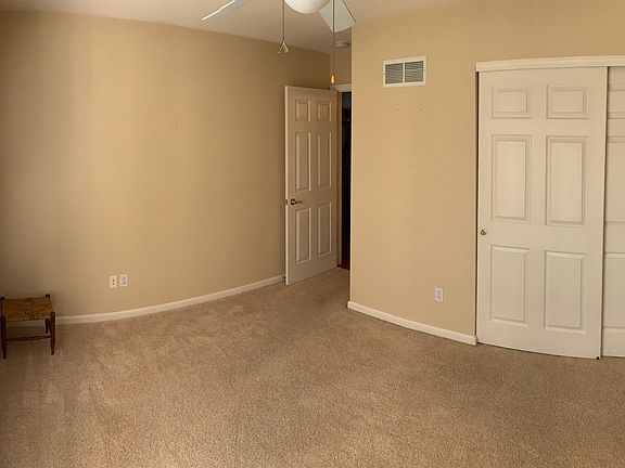 5th image of 745 River Glen Dr