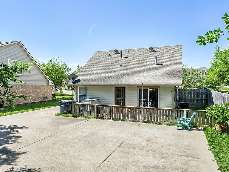 2413 Pintail Loop — Photo 15