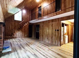 489 Westcolang Rd, Hawley, PA 18428
