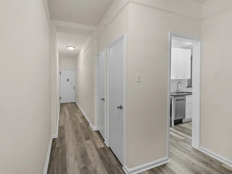 229 W 105th St #33 — Photo 5