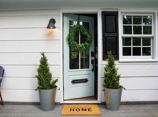 11 Rainbow Dr, Ridgefield, CT 06877