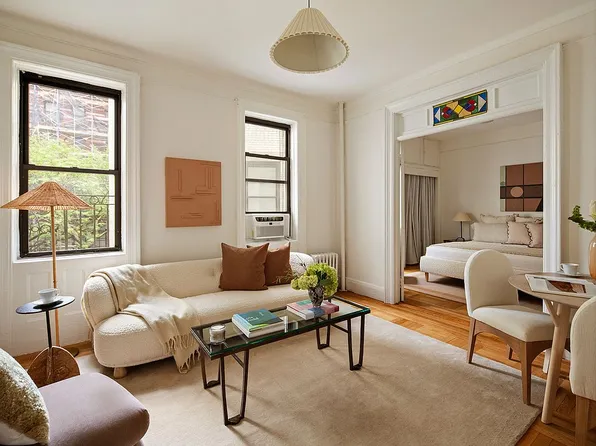 504 W 111th St APT 33, Manhattan, NY 10025