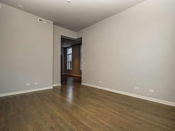 4th image of 1754 W 21st Pl #1