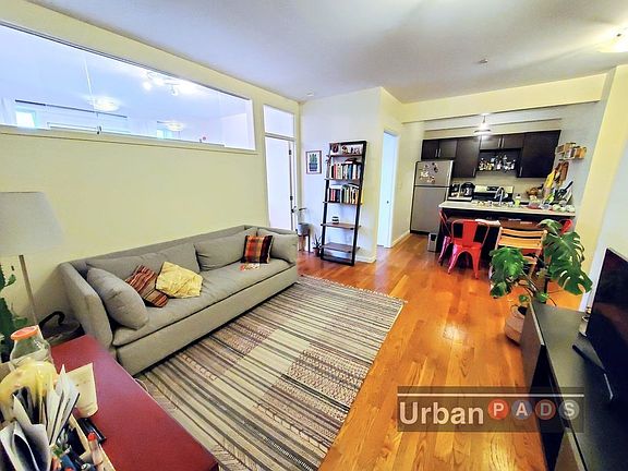 5th image of 808 Myrtle Ave APT 5C