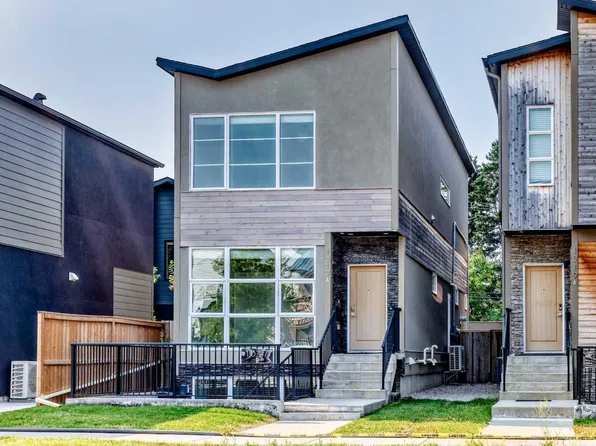 1317 20th Ave NW, Calgary, AB T2M 1G4