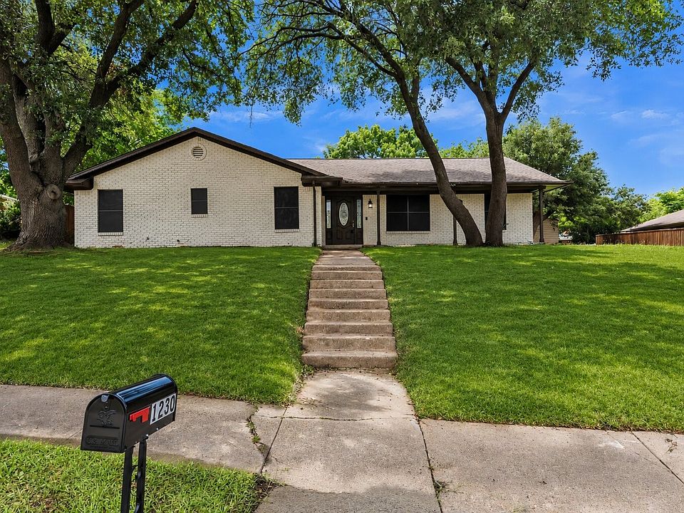 1st image of 1230 Briar Hollow Ln