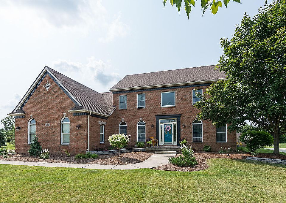 1st image of 6272 Cloverleaf Cir