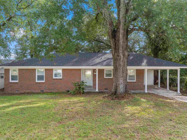 4252 Acacia Dr, Pensacola, FL 32503