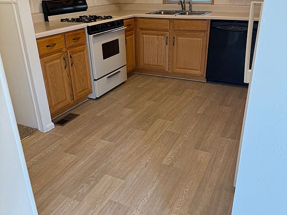 2nd image of 5849 W Lazy South St