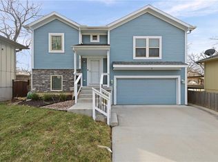 4523 NE 47th St, Kansas City, MO 64117