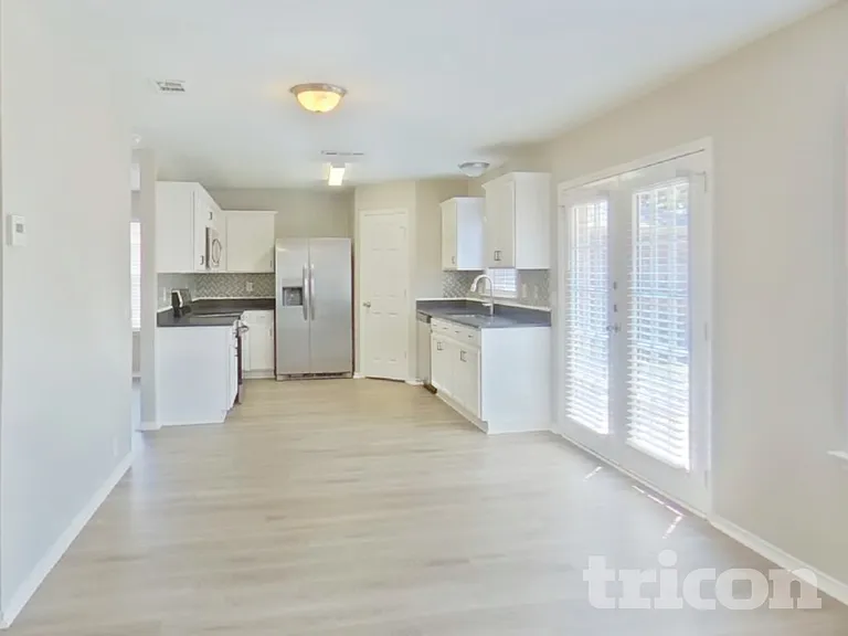 1308 Stetson Trl — Photo 7