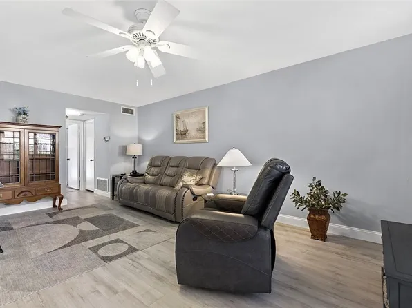 46 Woodland Dr APT 103, Vero Beach, FL 32962