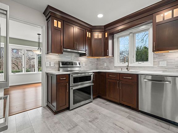 4th image of 5411 Wanetah Dr