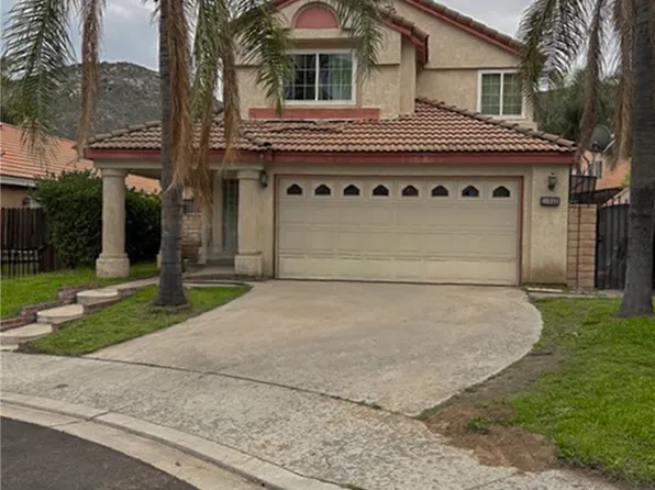 11955 Napoli Cir, Fontana, CA 92337