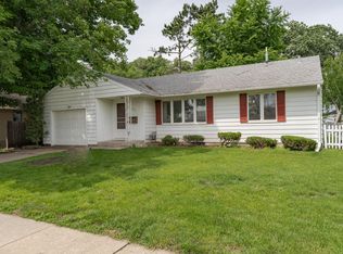 927 11 1/2 St SW, Rochester, MN 55902