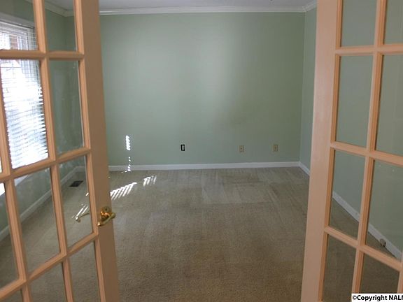 2nd image of 10125 Brandywine Dr SE