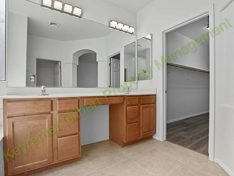 33958 N Barbara Dr — Photo 23