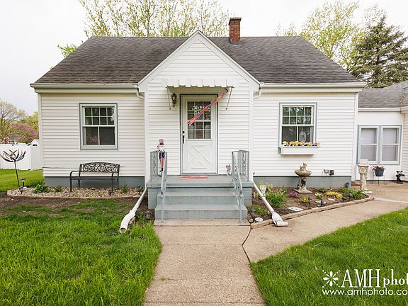 2nd image of 518 N Hartwell St