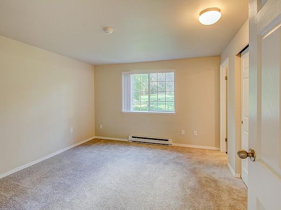 2nd image of 16623 NE 39th Way #Dd202