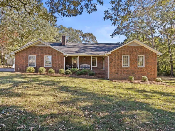 613 Sulphur Springs Rd, Greenville, SC 29617