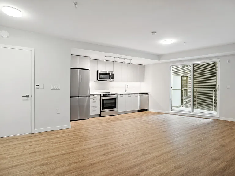 3435 Sawmill Cres — Photo 18