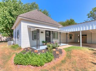 305 SE 1st St, Tuttle, OK 73089