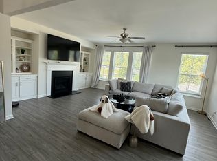 2266 Pale Hawthorn St, Buford, GA 30518