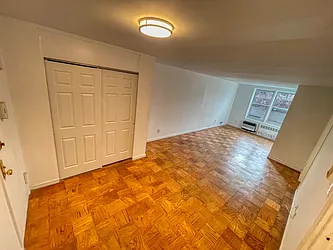 Rented by Winzone Realty Inc