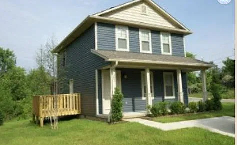 301 Stone Creek Dr — Photo 1