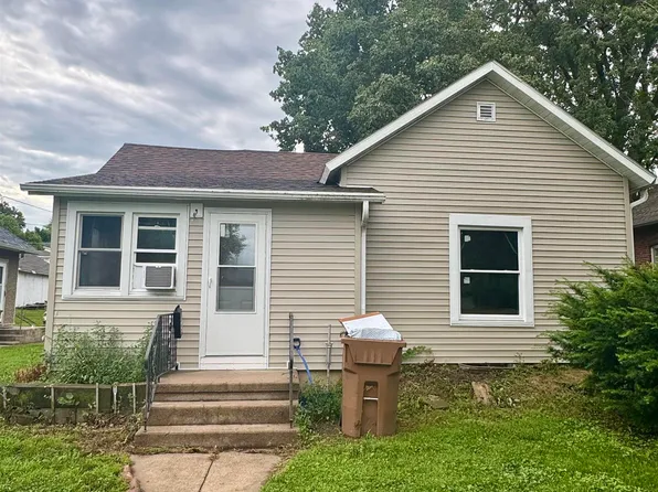 512 1st Ave, Audubon, IA 50025