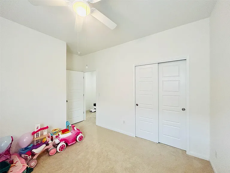 428 Gaida Loop — Photo 16