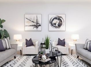 13677 Mandarin Circle, Naples, FL 34109