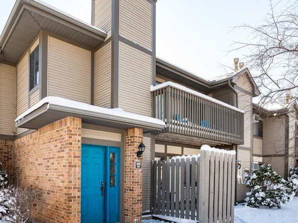 395 Shelard Pkwy Unit 204, Saint Louis Park, MN 55426