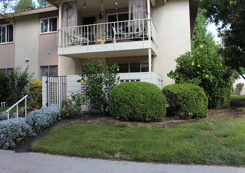 2nd image of 214 Avenida Majorca C #C