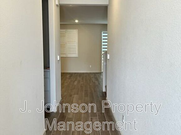 2nd image of 3115 Tinsley St