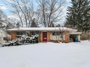 1335 Wines Dr, Ann Arbor, MI 48103