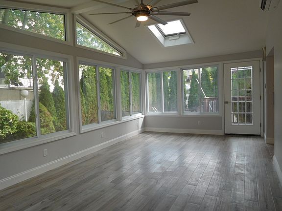 3rd image of 171 Sunset Ave