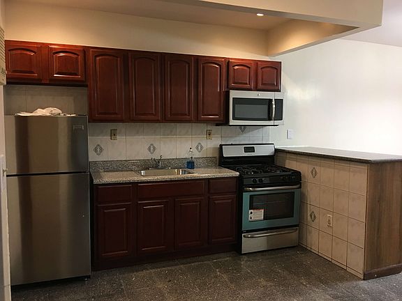 3rd image of 4818 5th Ave Ste 2