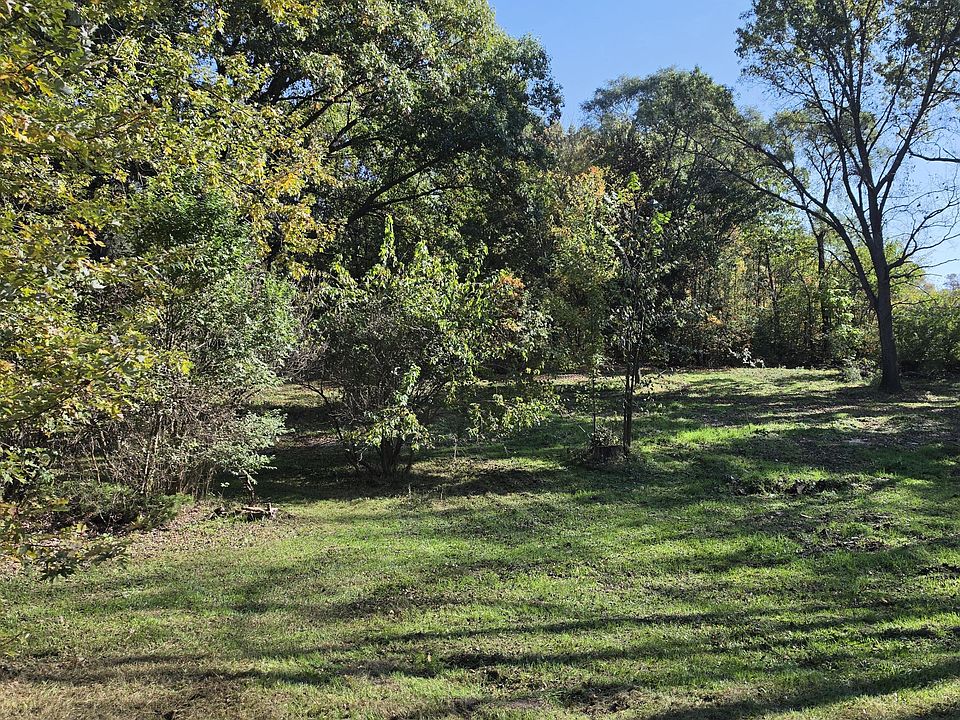 2nd image of 64735 Klinger Lake Rd