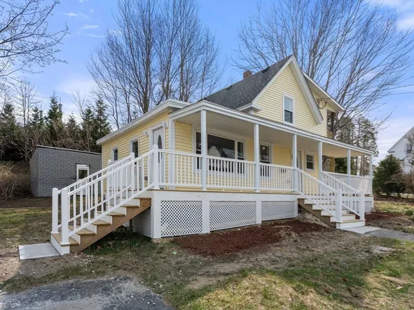 307 Park St, Gardner, MA 01440