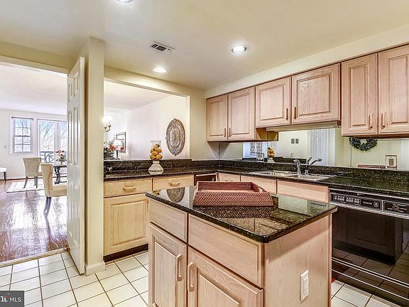 3rd image of 930 Astern Way Unit 506