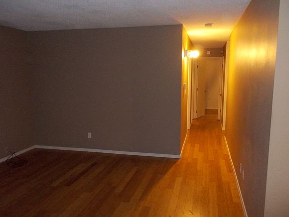 3rd image of 25923 196th Ave SE
