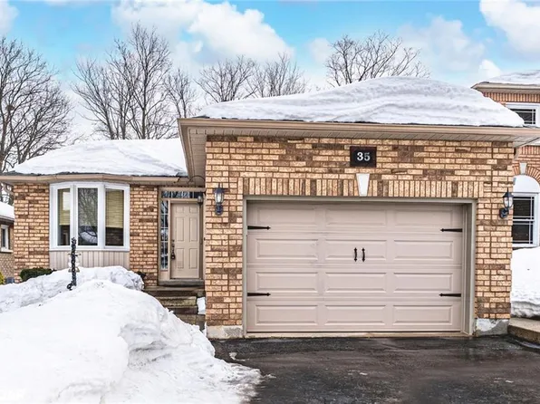 35 Nicholson Dr, Barrie, ON L4N 8L7