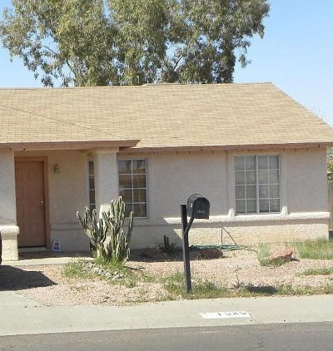 2nd image of 1525 N Kadota Ave