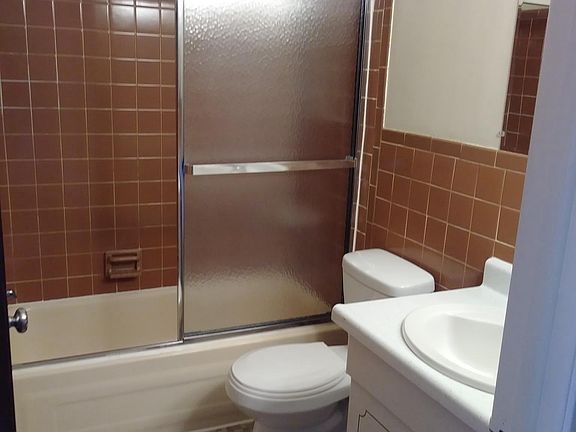 5th image of 3295 Coolidge Hwy APT 10