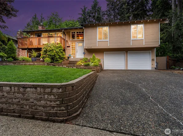 33762 32nd Avenue SW, Federal Way, WA 98023