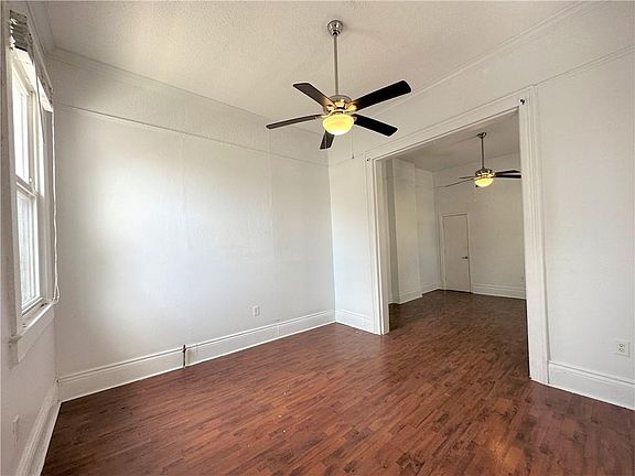 2nd image of 2758 Dumaine St
