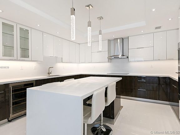 5th image of 10155 Collins Ave APT 1608