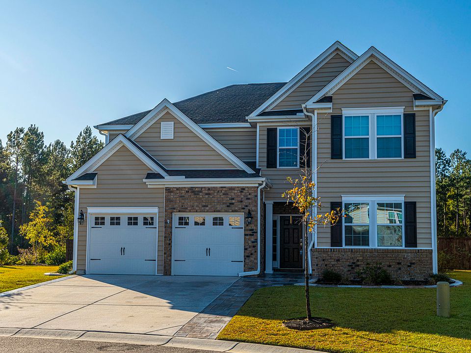 1st image of 111 Yaupon Holly Cir