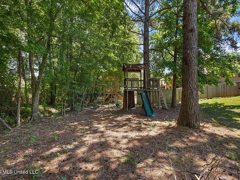 169 Westerly Pl — Photo 31